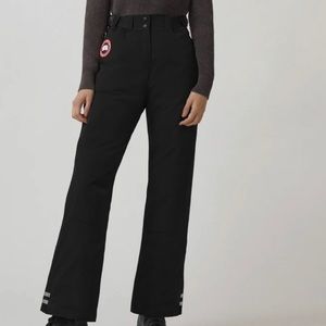 New Canada Goose Tundra Snow Pants, Size XS.